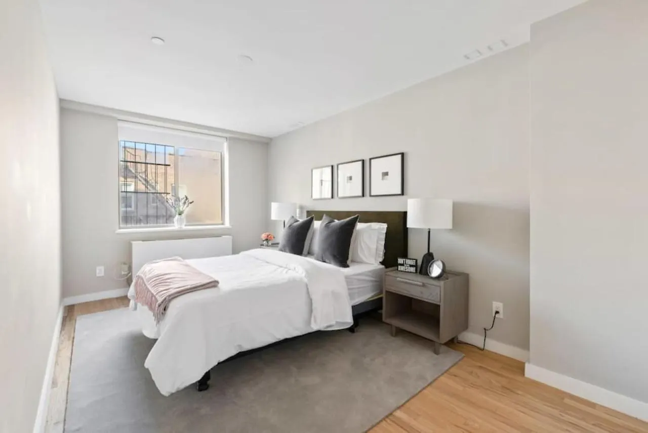 3Br Penthouse With Massive Private Rooftop Apartment New York