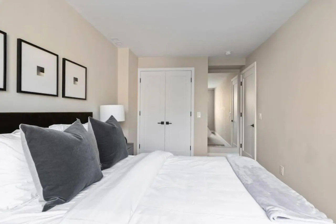 3Br Penthouse With Massive Private Rooftop Apartment New York United States